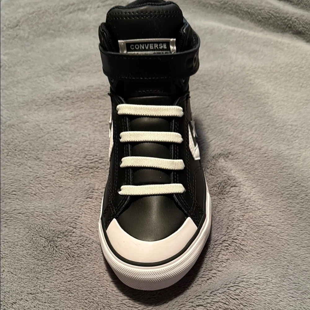 Never Been Worn - Kids Converse Black High-Top Sneakers - Picture 2 of 2